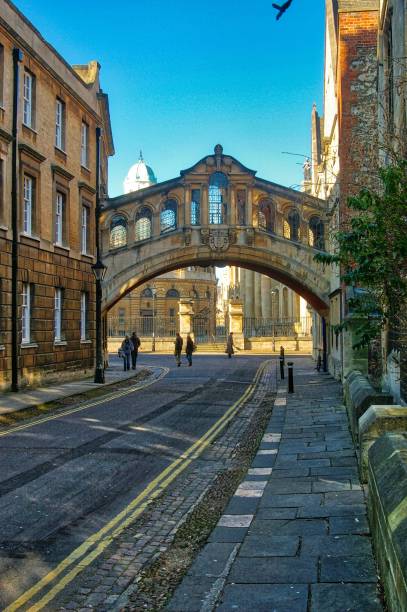 oxford, england, the bridge of sighs,  new college lane - hertford college imagens e fotografias de stock