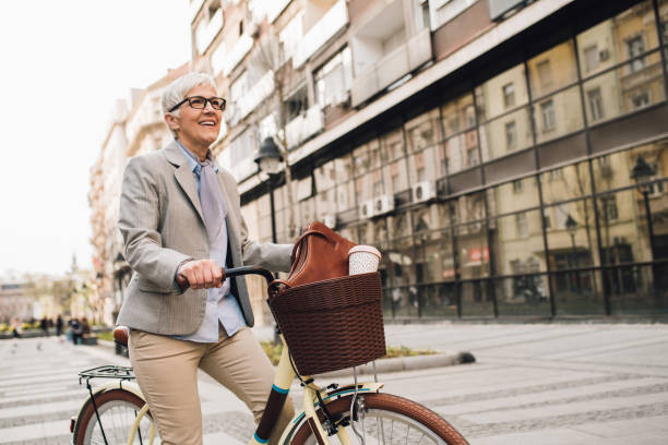 istock Business woman on a bicycle 1161344417