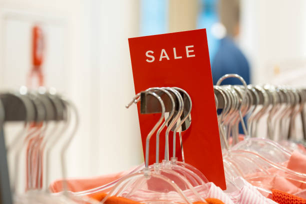 istock advertising discounts in clothing store 1161355863