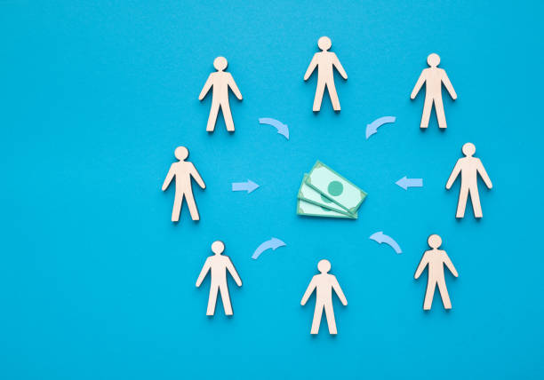 istock People deciding to help with money through the internet 1161365004