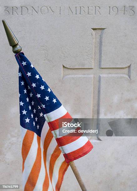 Friedhof Stockfoto und mehr Bilder von Amerikanische Flagge - Amerikanische Flagge, Aufopferung, Begräbnisstätte