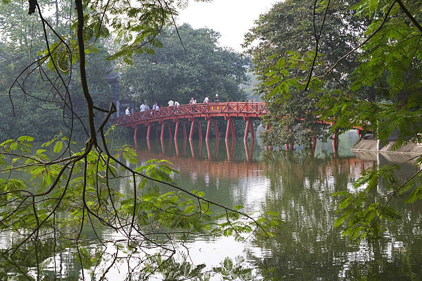 istock Hoan Kiem Lake, Hanoi 116145815