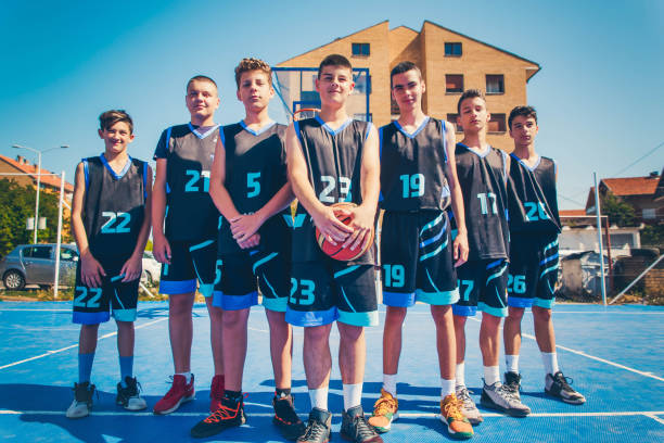 istock Young Basketball team outdoor 1161459740