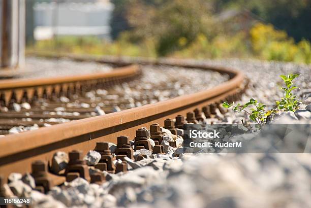 Bahnhof Stockfoto und mehr Bilder von Bahngleis - Bahngleis, Bahnhof, Bahnsteig