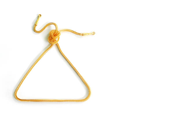 istock Gold neck weighs about 0.5 grams. 1161575202