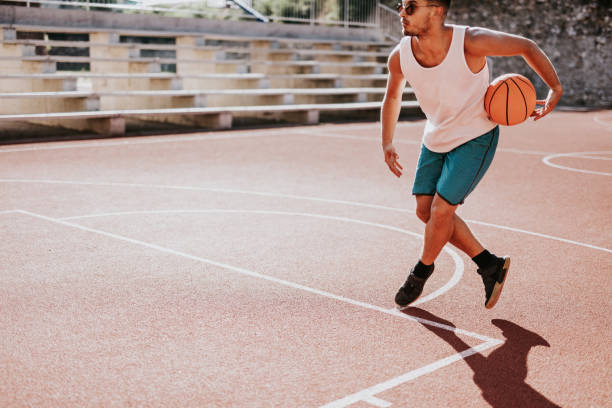 istock Street ball players 1161606299