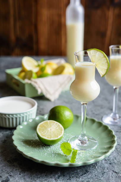 istock Italian Alcoholic beverage Crema di Limoncello 1161649258