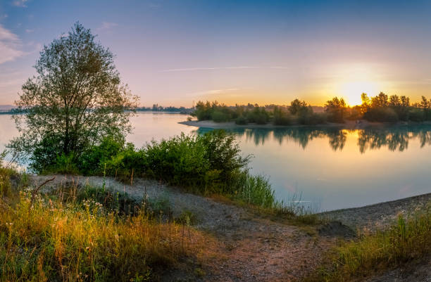 istock Sunrise on the lake 1161733916