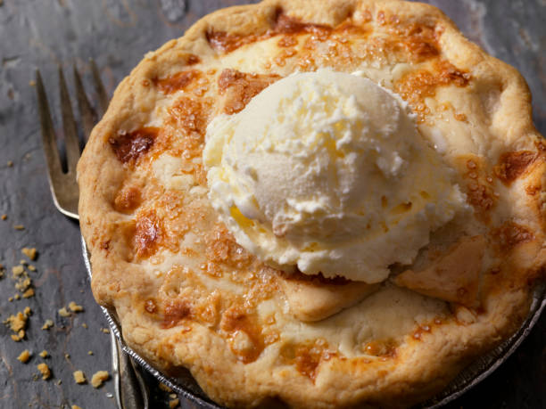 istock Individual Size Apple Pie with Vanilla Ice Cream 1161763934