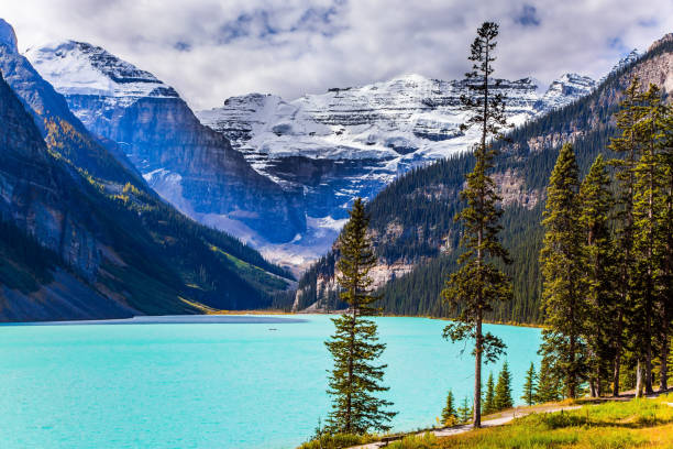 istock Beautiful sunny fine day 1161764095
