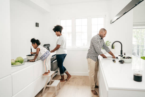 istock Family in the kitchen 1161787771