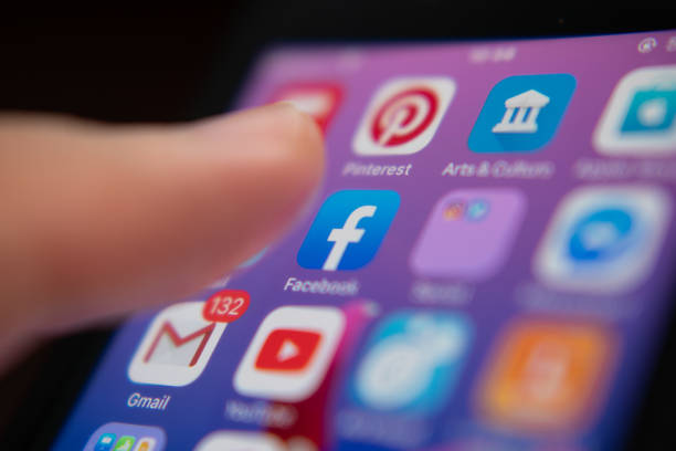 Navigating the AI Revolution: Why Agility, Innovation, and a Human-centered Approach Are Key 1 facebook app | ai MASSIVUE