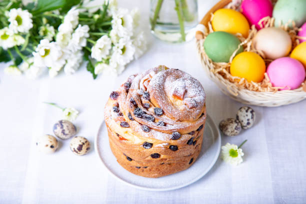 istock Craffin with raisins and candied fruit. 1161814230