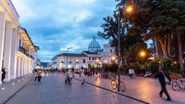 Hyperlapse of a public square in Colombia