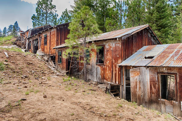 istock Buildings Of the Blue Ridge Mine 1161964540