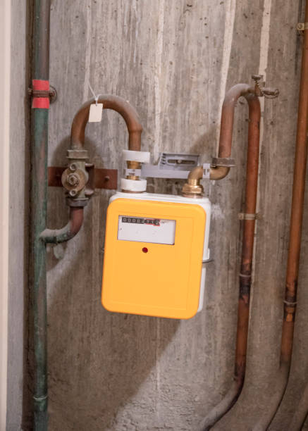 istock Gas meter and pipe in a house 1161981054