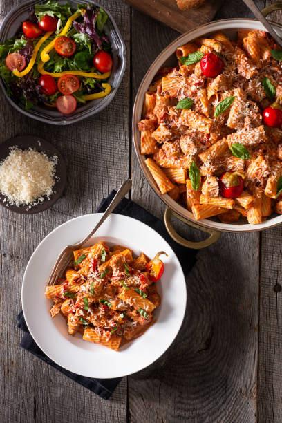Chicken Rigatoni Rigatoni with Chicken and Marinara Sauce (Chicken Riggies) chicken rigatoni stock pictures, royalty-free photos & images