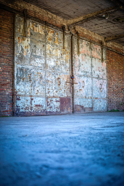 istock old metal doors (HDRi) 1162095451