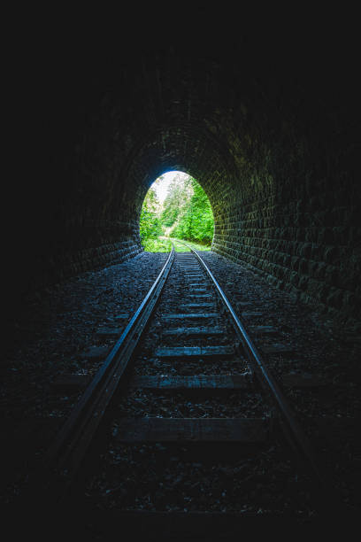 antiguo túnel ferroviario (hdri) - train tunnel fotografías e imágenes de stock