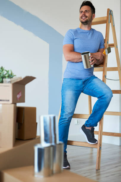 istock His house is going to be beautiful 1162118003