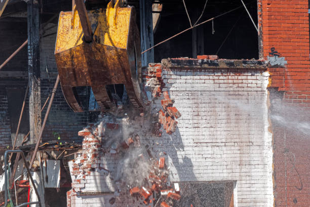 istock Demolishing Old Building 1162147354