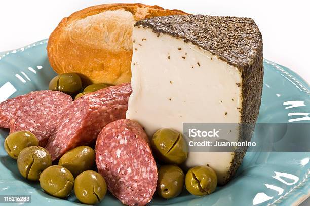 Tapas Españolas Foto de stock y más banco de imágenes de Cultura española - Cultura española, Queso de cabra, Aceituna