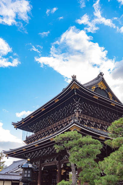 Kyoto, Kyoto, Japan - November 14 2018 : Goeidomon gate of the Higashi Hongan-ji temple. It was established in 1602 by the shogun Tokugawa Ieyasu when he split the Shin sect in two (Nishi Honganji being the other) in order to diminish its power.