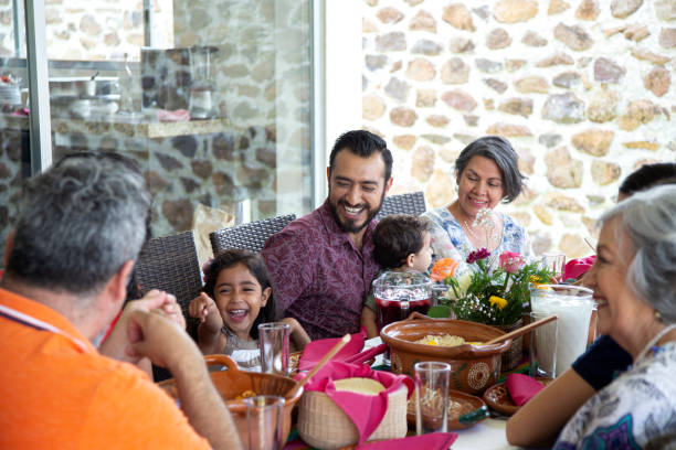 istock Family eating 1162176587