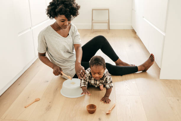 istock Everyday life with a baby 1162189244