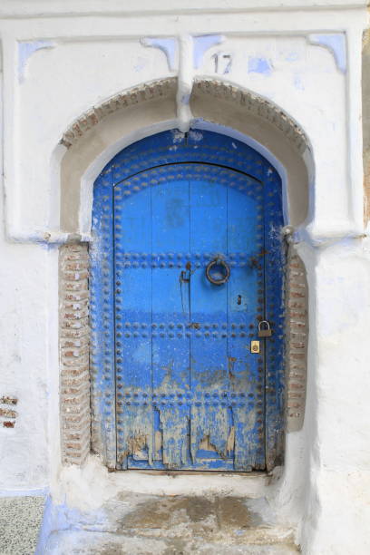 istock Blue door Chefchauen 1162191767