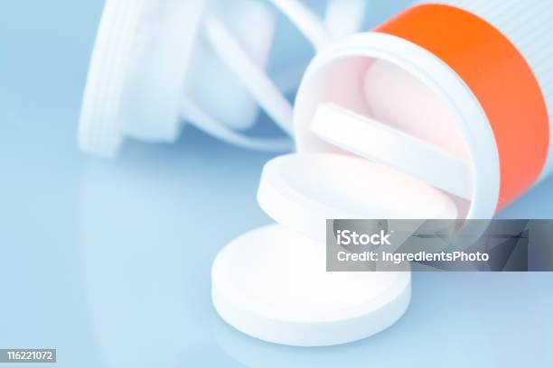 Analgésico - Fotografias de stock e mais imagens de Analgésico - Analgésico, Antibiótico, Aspirina