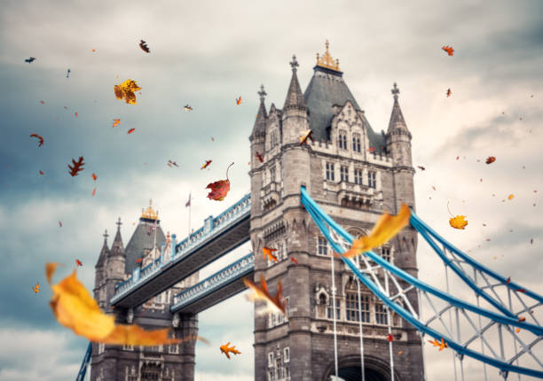 istock Autumn In London 1162321682
