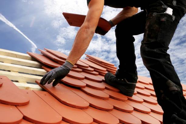 istock New roof covering in progress 1162325098