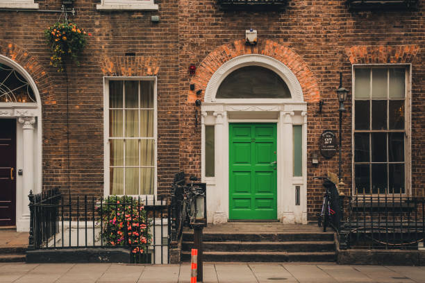 old buildings exterior in dublin, ireland. - dublin ireland brick built structure building exterior imagens e fotografias de stock