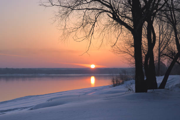 istock In winter the sun rose above the horizon 1162335835