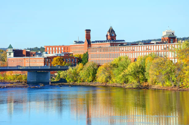 istock Autumn in Manchester, New Hampshire 1162344177