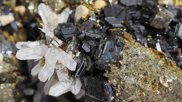 istock Mountain white quartz on a pyrite 1162350699