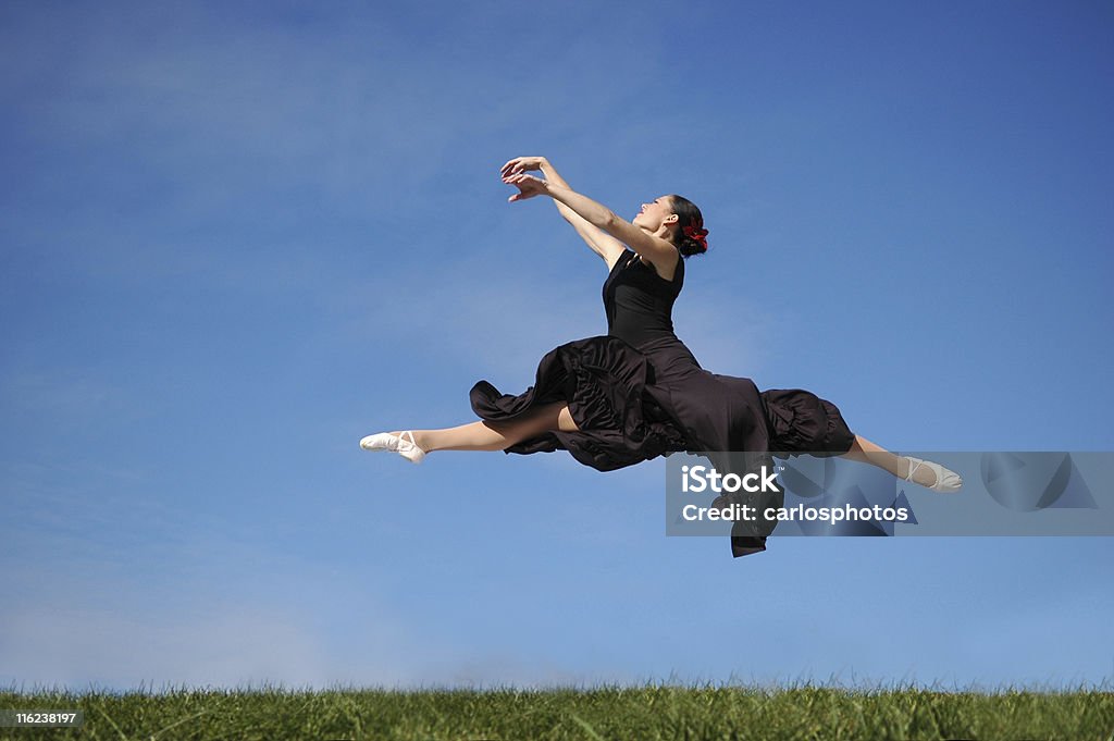 Ballerino saltando - Foto stock royalty-free di Adolescente