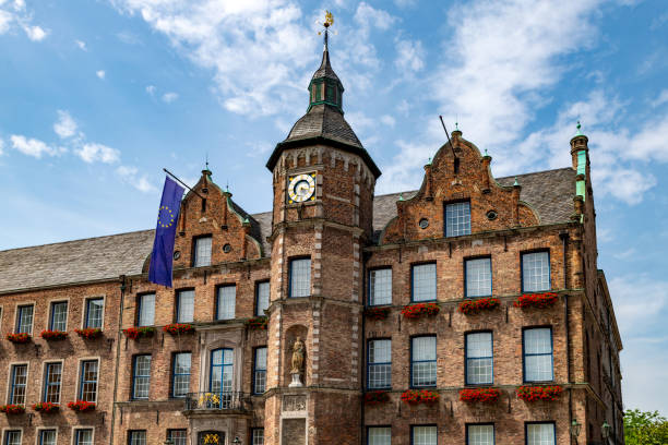 istock Old Town Hall in Dusseldorf 1162392327