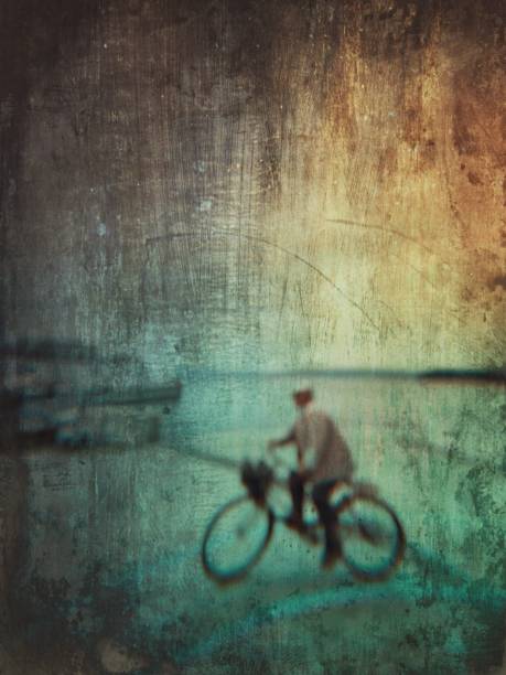 istock Grunge view of the cyclist 1162411128