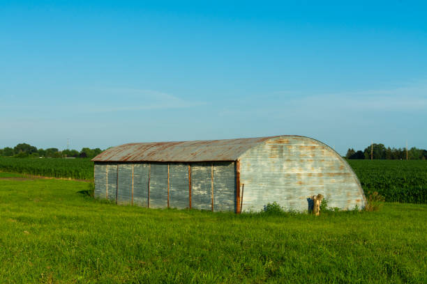 istock Old metal farm building 1162422923