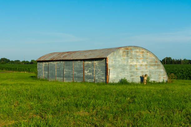 istock Old metal farm building 1162423693