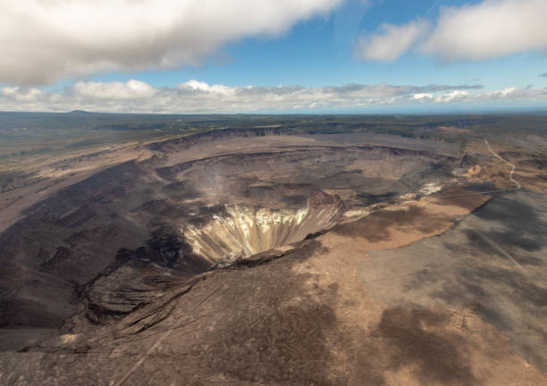 istock Kilauea volcano crater 1162423835