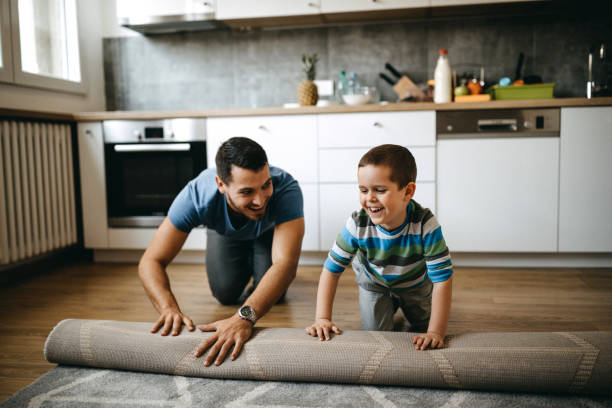 istock You are daddy's helping hand 1162452860