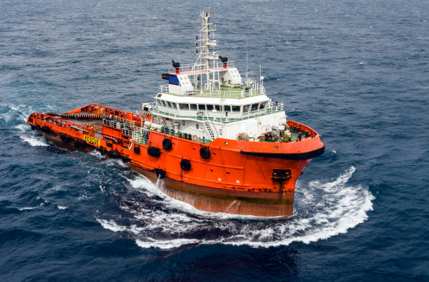 istock Sea tow in the high sea 1162455785