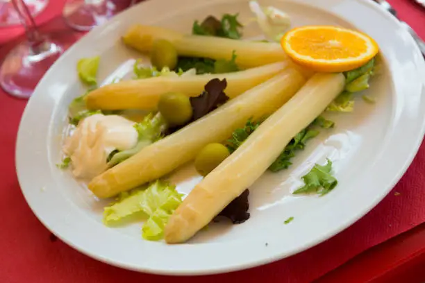 Photo of Steamed white asparagus
