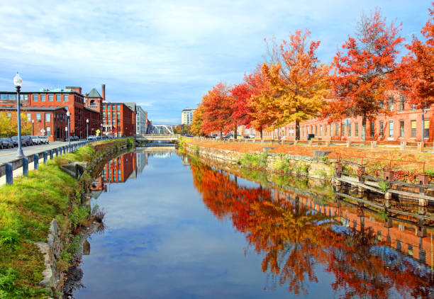 istock Autumn in Lawrence, Massachusetts 1162564461