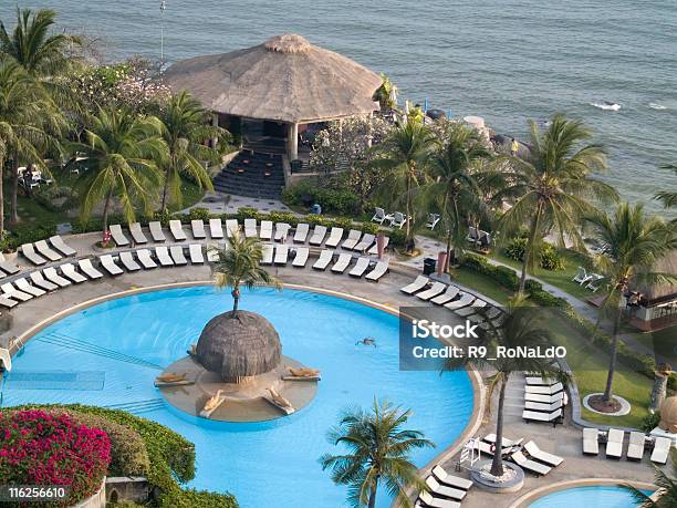 Playa Complejo Turístico Foto de stock y más banco de imágenes de Agua - Agua, Aire libre, Arquitectura exterior