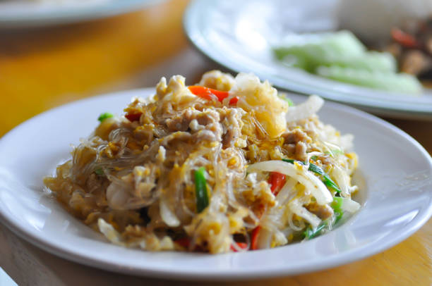 stir-fried vermicelli with minced pork and vegetable