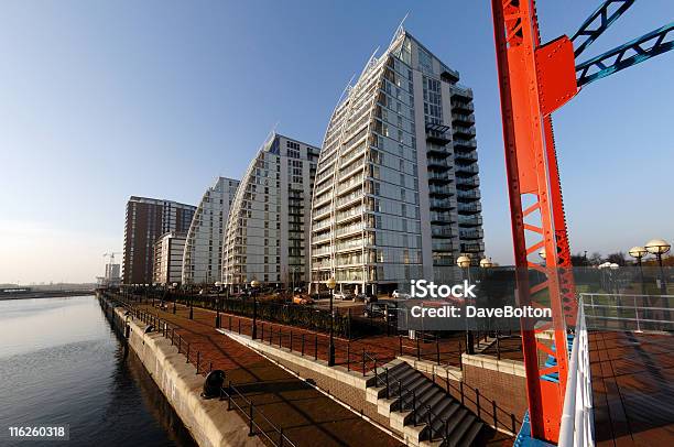 O Cais - Fotografias de stock e mais imagens de Apartamento - Apartamento, Apartamento de Cobertura, Cais de Salford